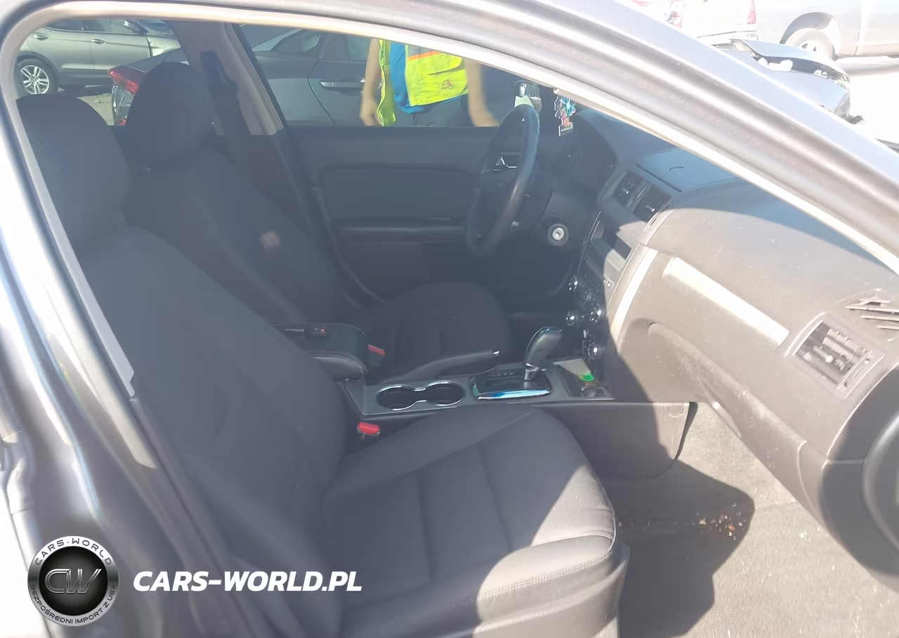 2012 Ford Fusion Se VIN:3FAHP0HA1CR374624 - 5