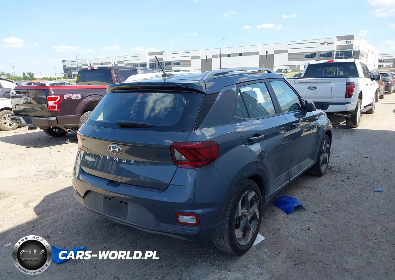 2023 Hyundai Venue Limited VIN:KMHRC8A39PU262877 - 4