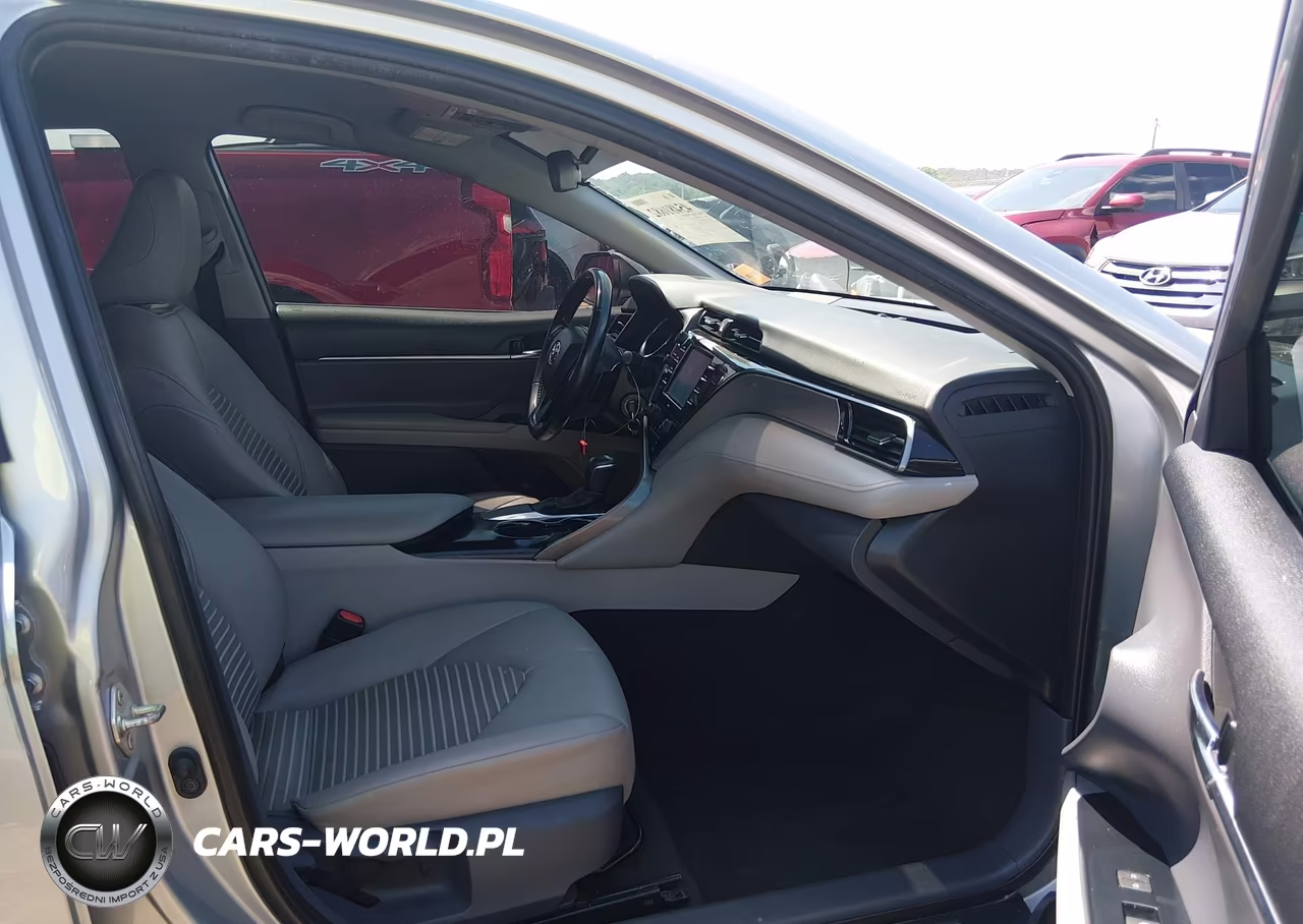 2020 Toyota Camry Se VIN:4T1G11AK5LU345339 - 5