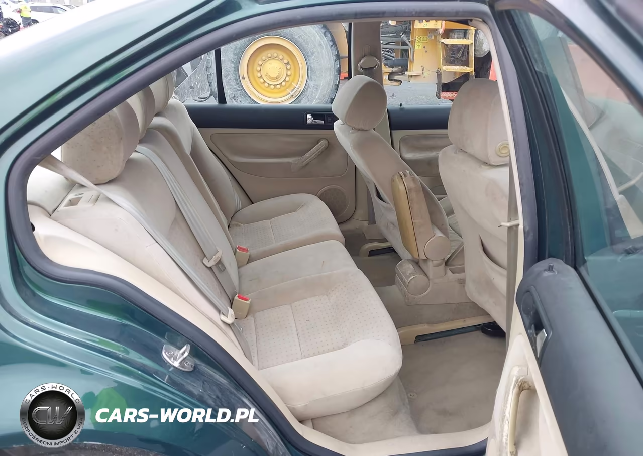 2000 Volkswagen Jetta Gls VIN:3VWSA29M6YM088386 - 8