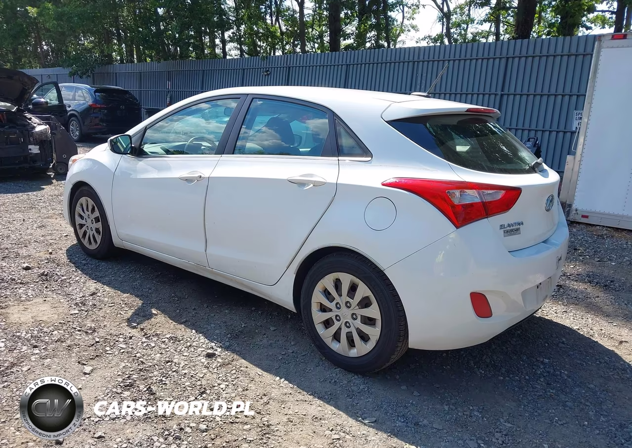 2016 Hyundai Elantra Gt VIN:KMHD35LH4GU312828 - 3