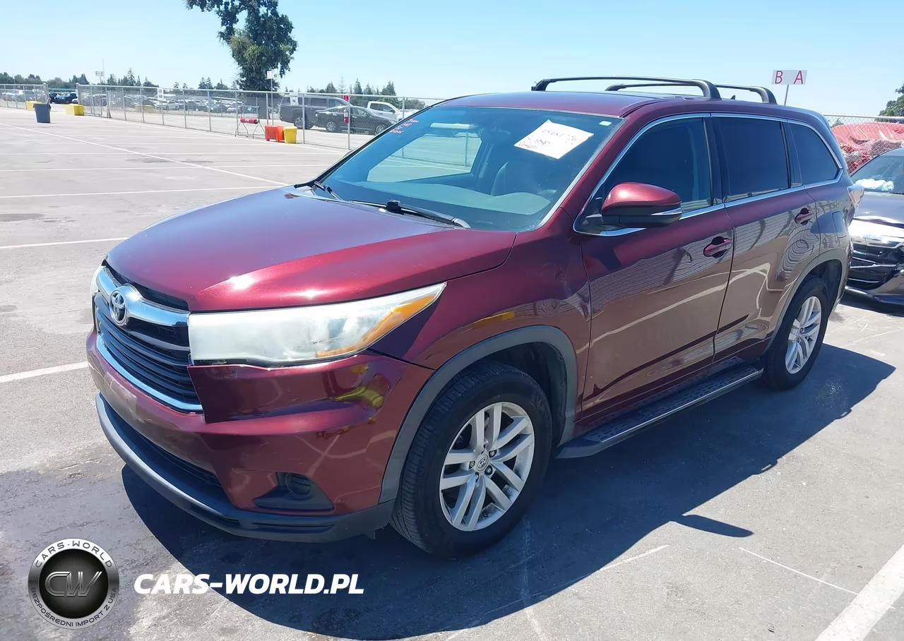 2015 Toyota Highlander Le VIN:5TDZARFH2FS016079 - 2