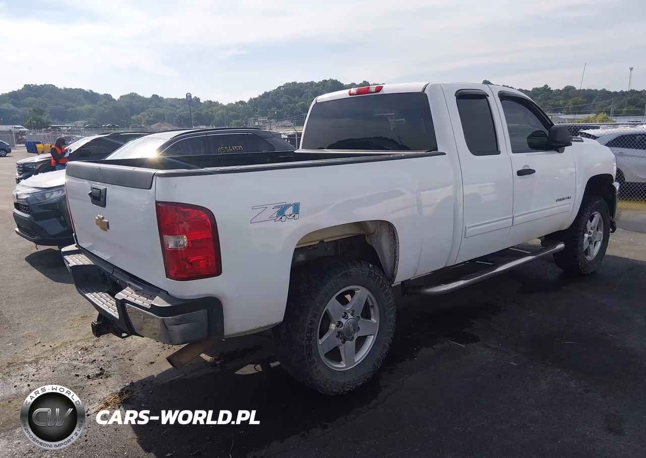 2013 Chevrolet Silverado 2500Hd Lt VIN:1GC2KXCB6DZ355877 - 4
