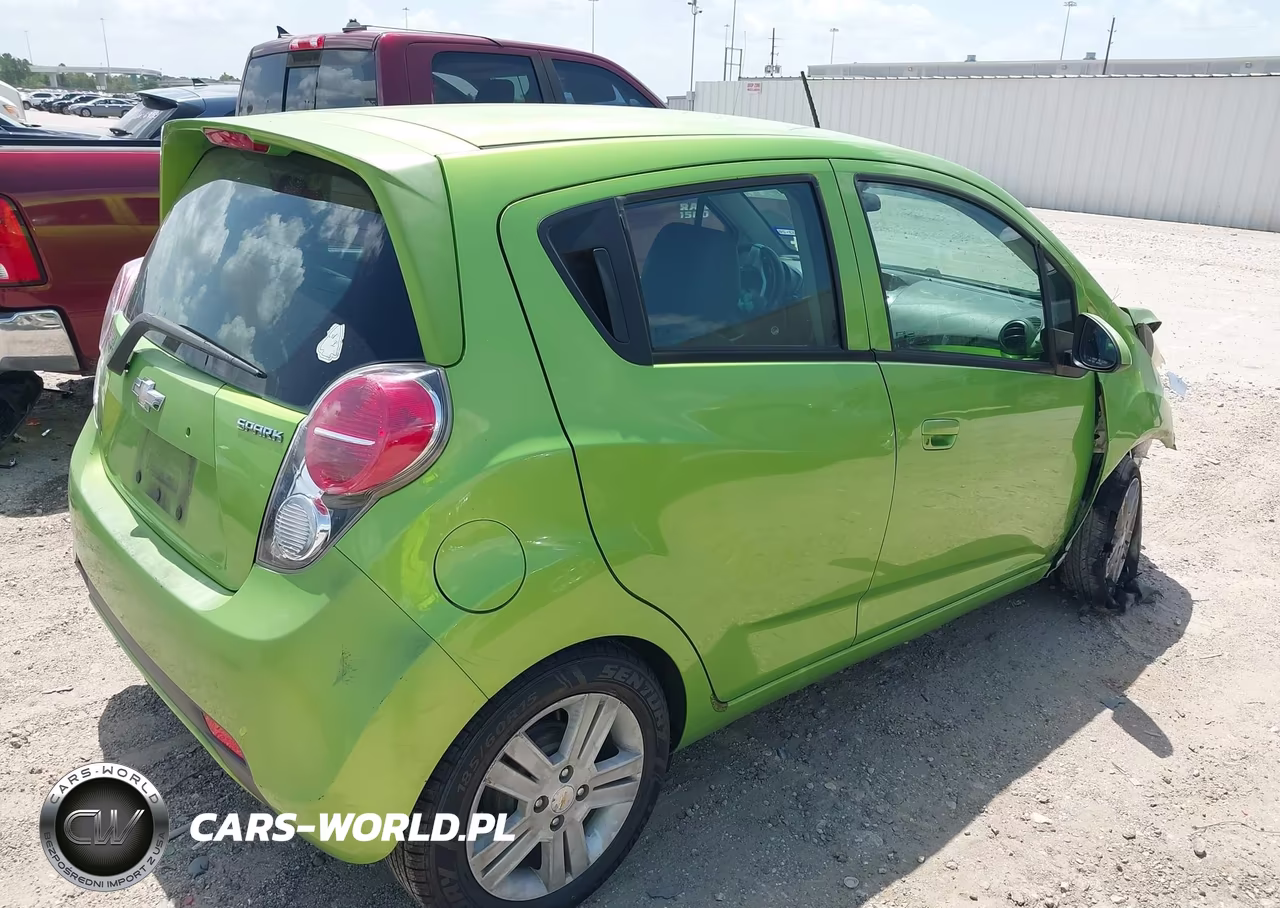 2014 Chevrolet Spark Ls Auto VIN:KL8CB6S95EC555899 - 4
