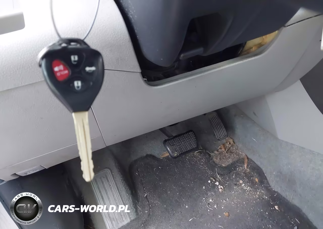 2011 Toyota Rav4 VIN:2T3ZF4DV2BW064736 - 11