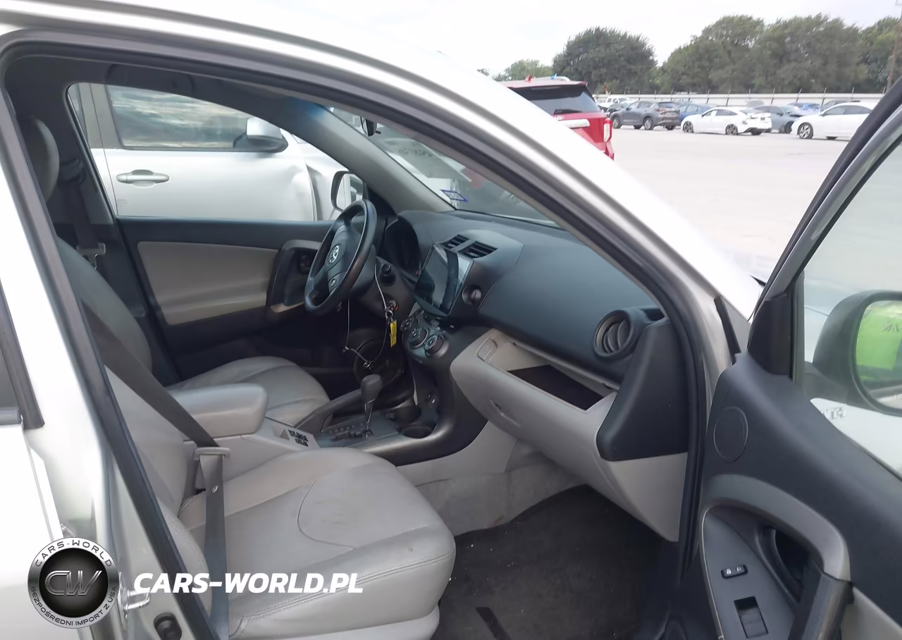 2011 Toyota Rav4 VIN:2T3ZF4DV2BW064736 - 5