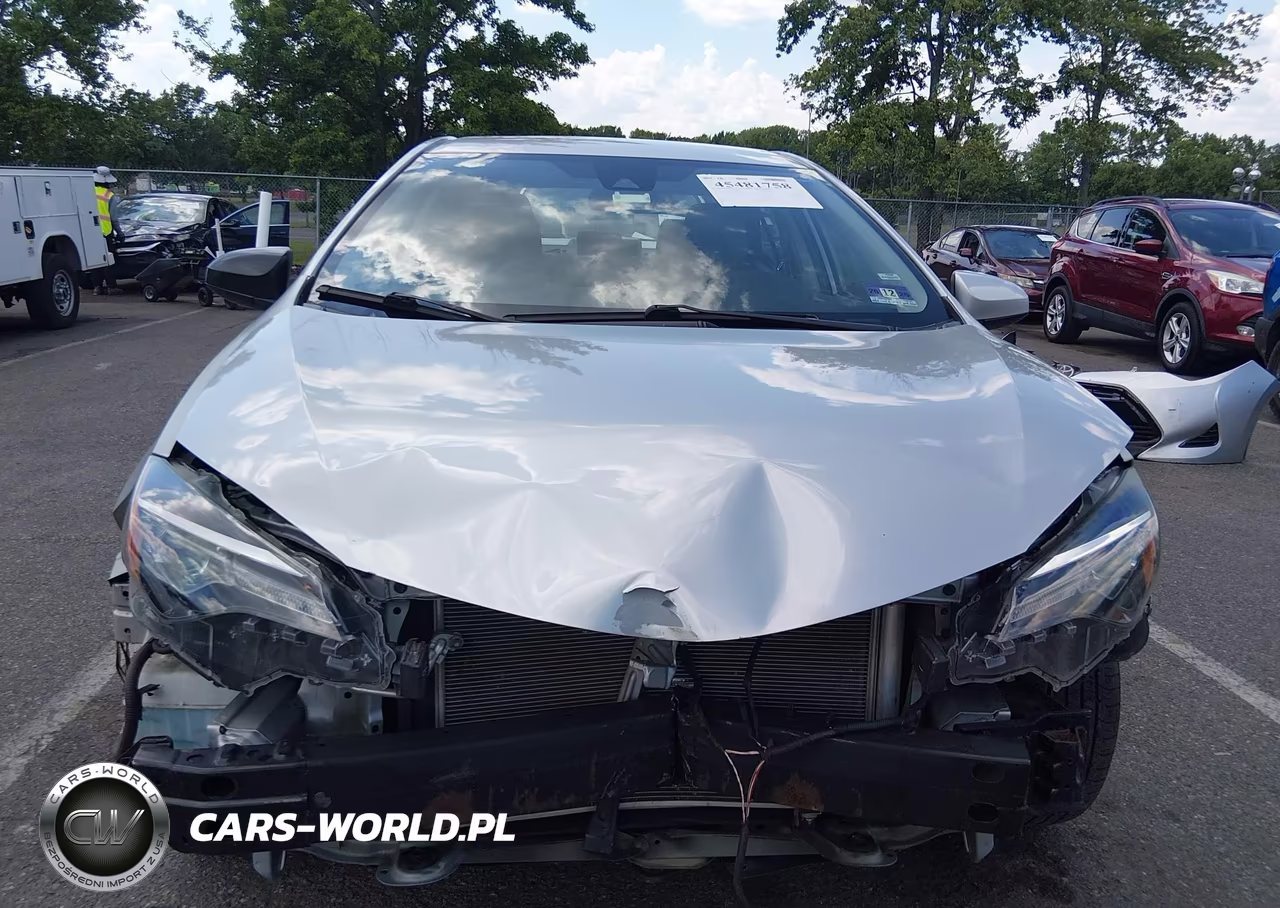 2017 Toyota Corolla Le VIN:2T1BURHE7HC868306 - 12