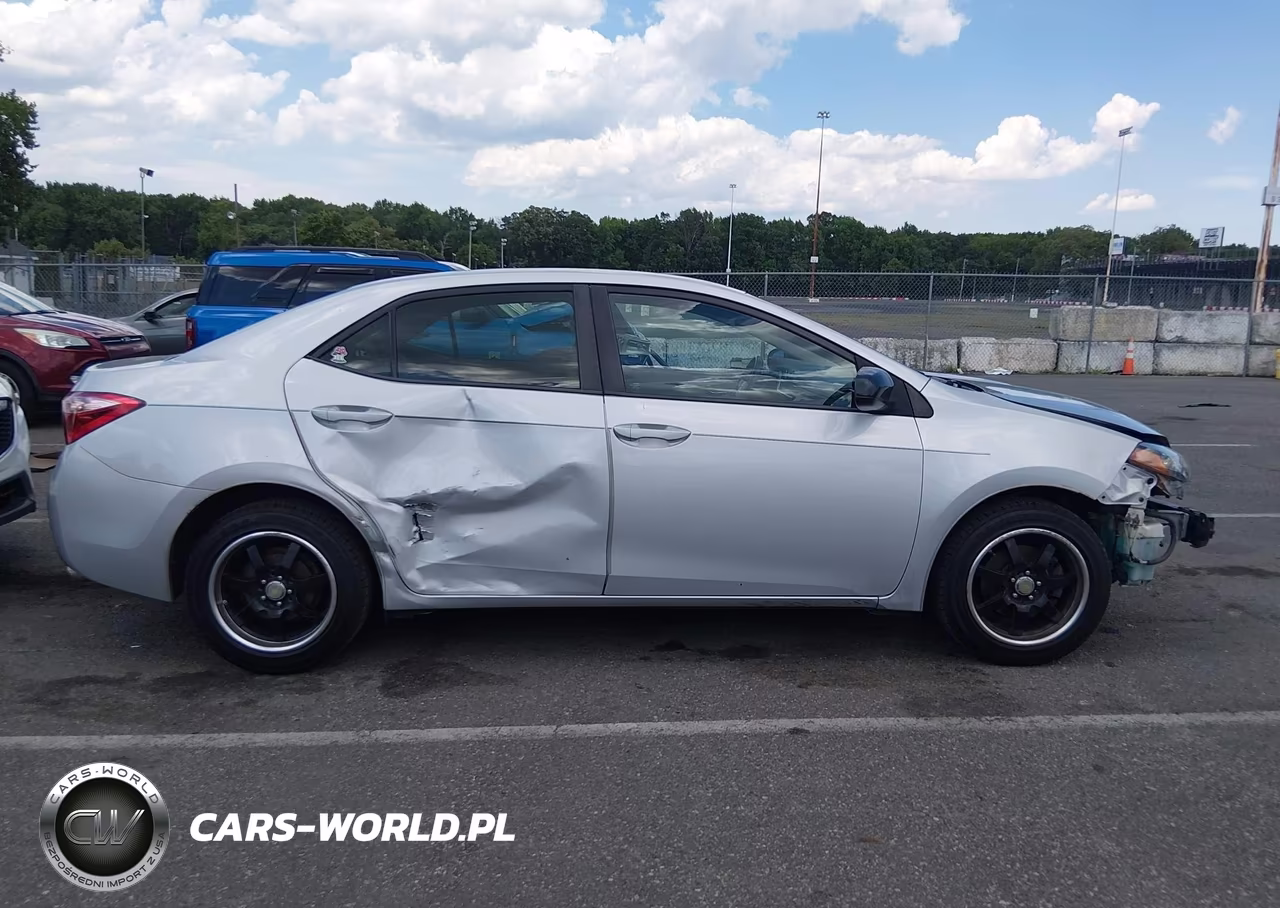 2017 Toyota Corolla Le VIN:2T1BURHE7HC868306 - 13