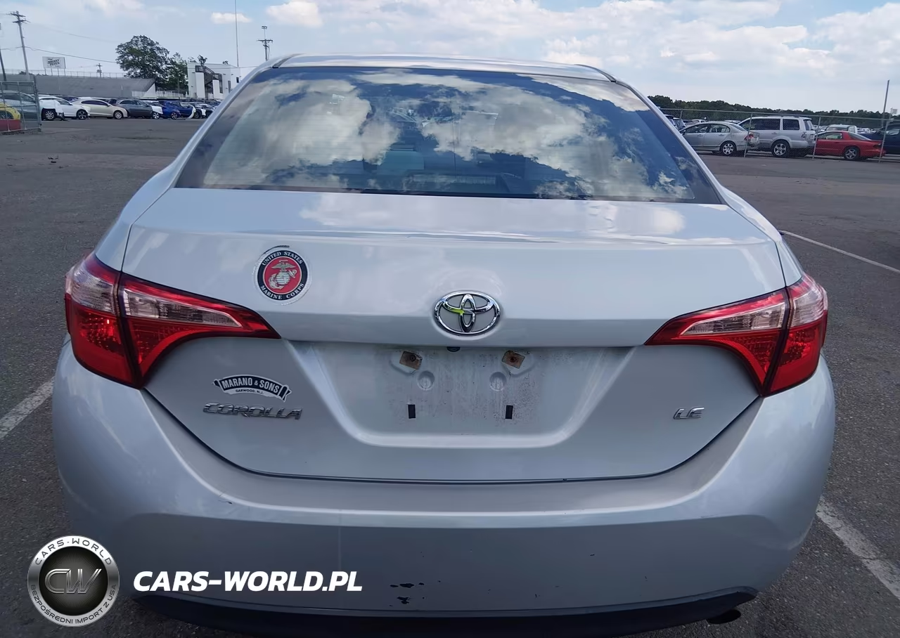 2017 Toyota Corolla Le VIN:2T1BURHE7HC868306 - 16
