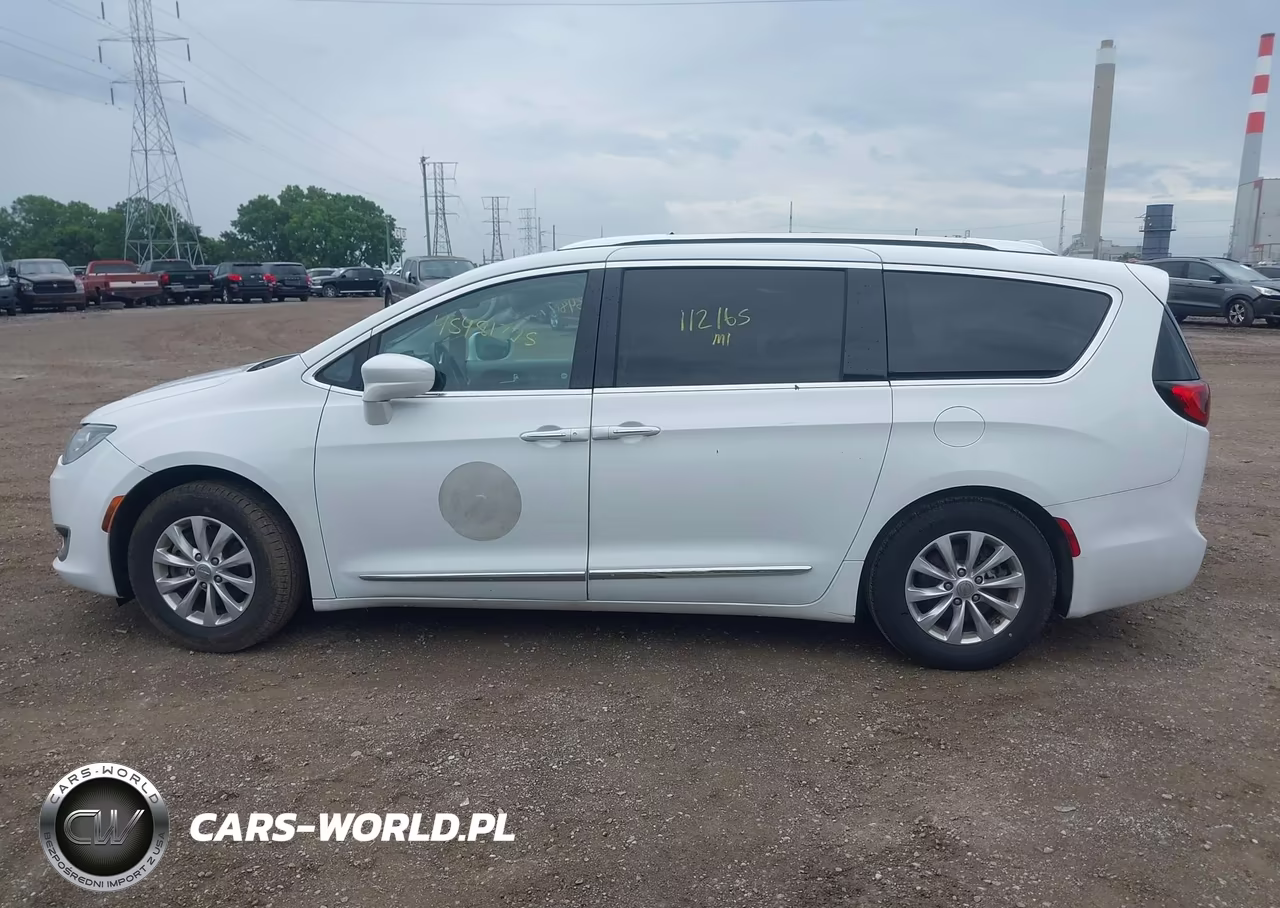 2019 Chrysler Pacifica Touring L VIN:2C4RC1BG6KR626188 - 14