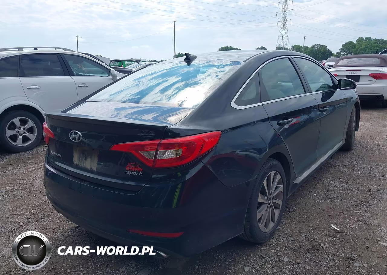 2015 Hyundai Sonata Sport VIN:5NPE34AF0FH121534 - 4