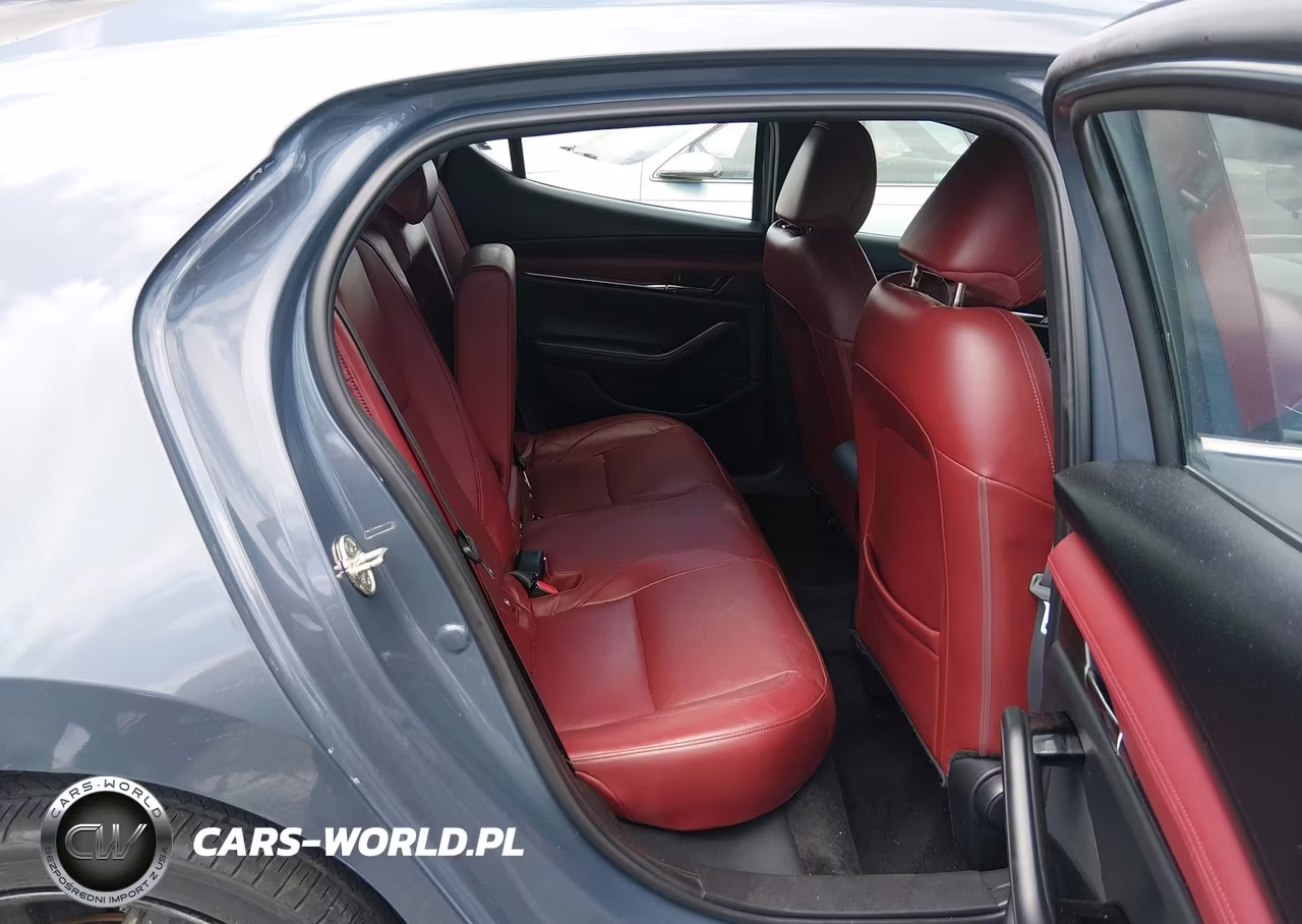 2020 Mazda 3 Premium VIN:JM1BPANM1L1167942 - 8