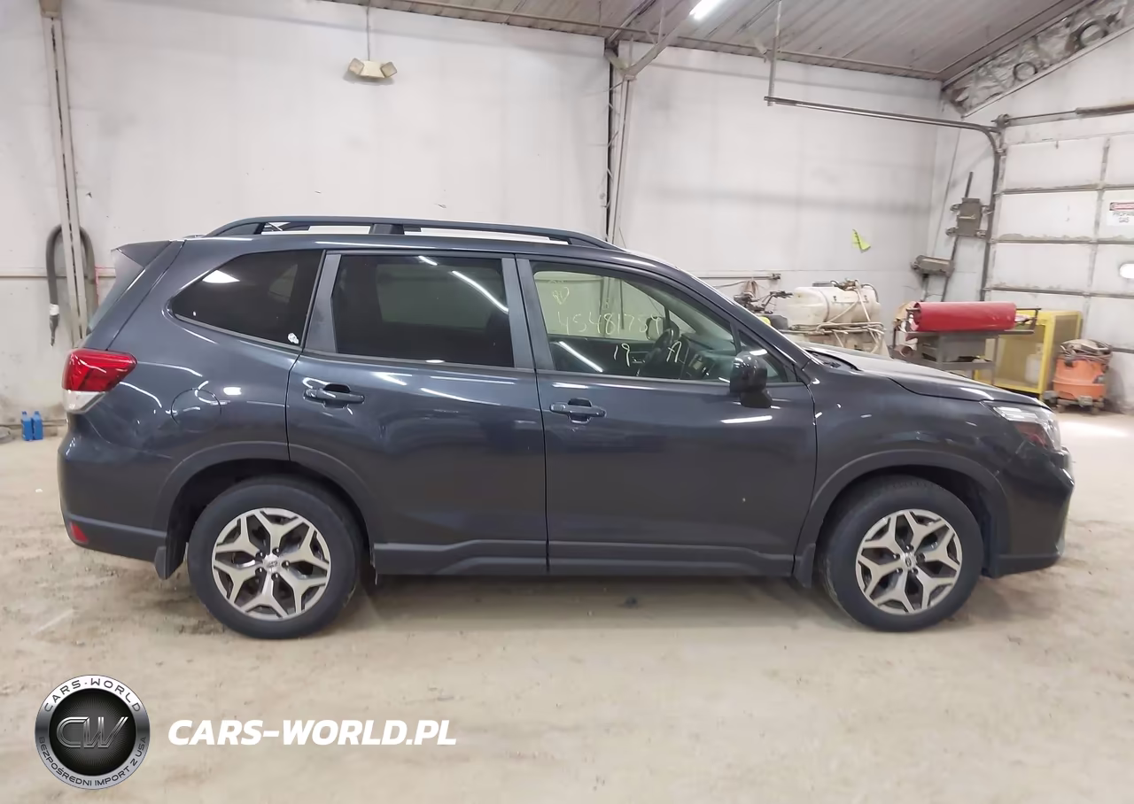 2019 Subaru Forester Premium VIN:JF2SKAEC3KH411345 - 13