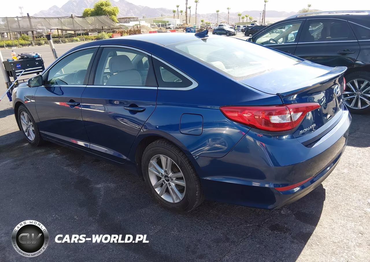 2015 Hyundai Sonata Eco VIN:5NPE24AA9FH242652 - 3