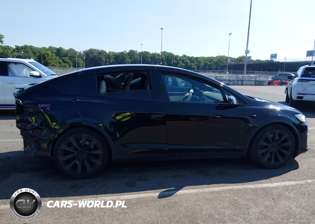 2022 Tesla Model X Plaid Tri Motor All-Wheel Drive VIN:7SAXCBE6XNF356093 - 12