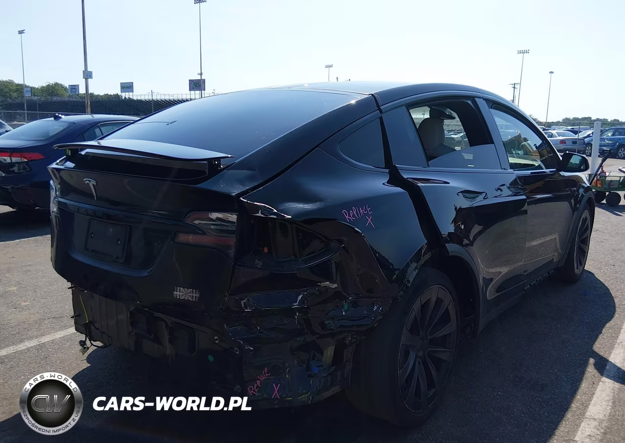 2022 Tesla Model X Plaid Tri Motor All-Wheel Drive VIN:7SAXCBE6XNF356093 - 4