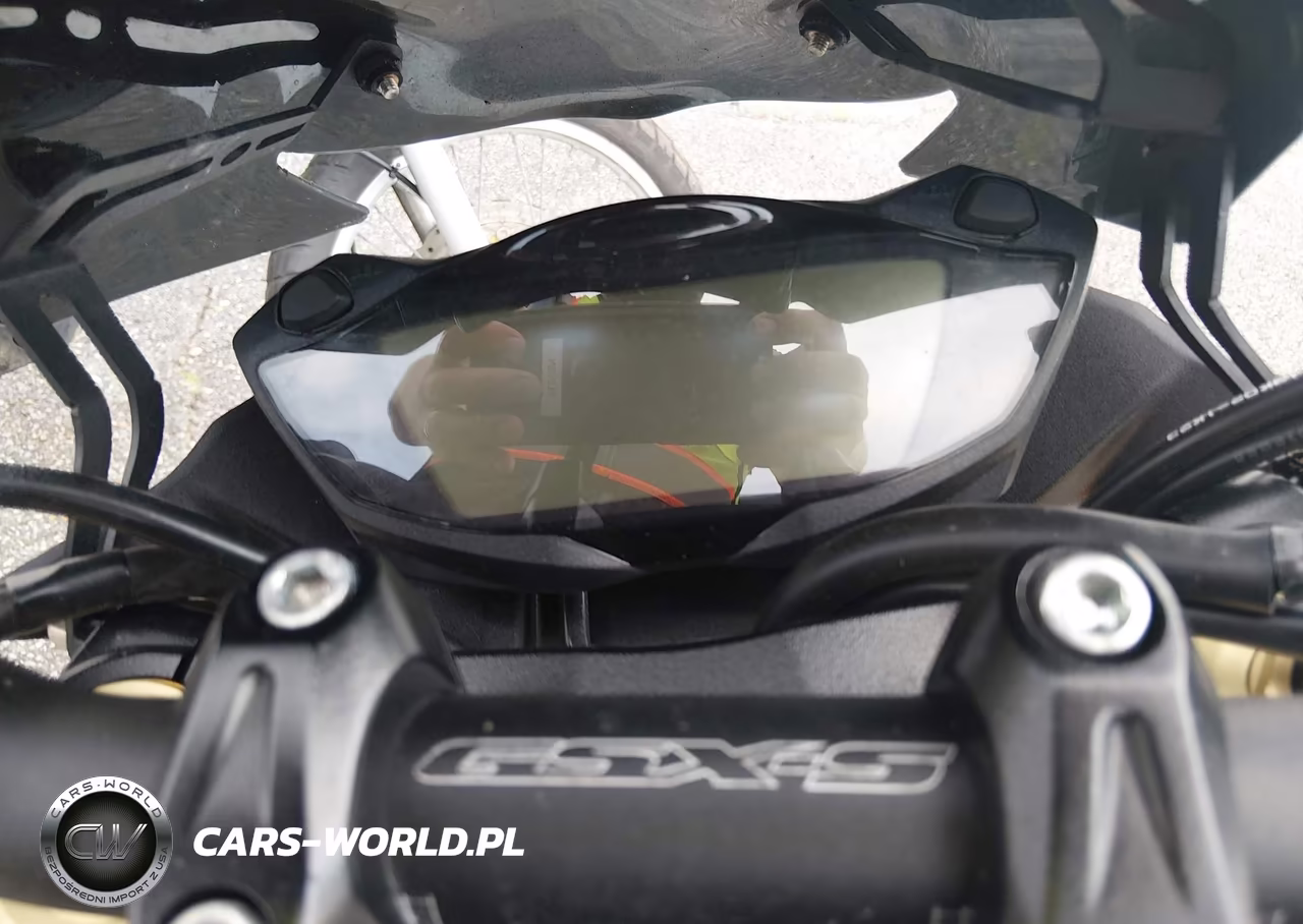 2022 Suzuki Gsx-S750 M-Z VIN:JS1C533B7N7100781 - 7