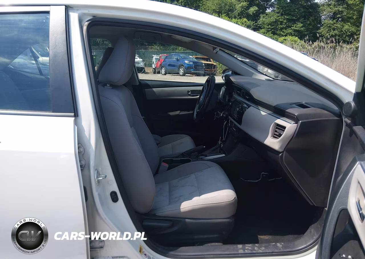 2015 Toyota Corolla Le VIN:2T1BURHE6FC455306 - 5