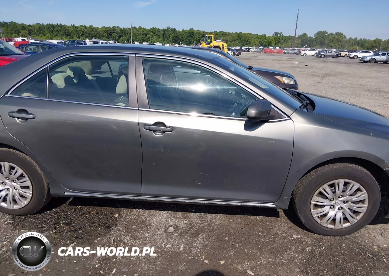 2014 Toyota Camry Le VIN:4T1BF1FK0EU859140 - 13
