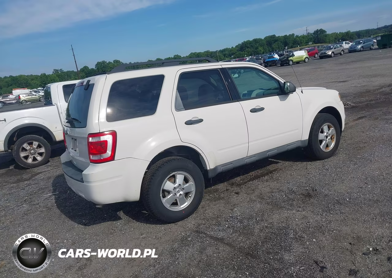 2012 Ford Escape Xlt VIN:1FMCU0D74CKA97765 - 4