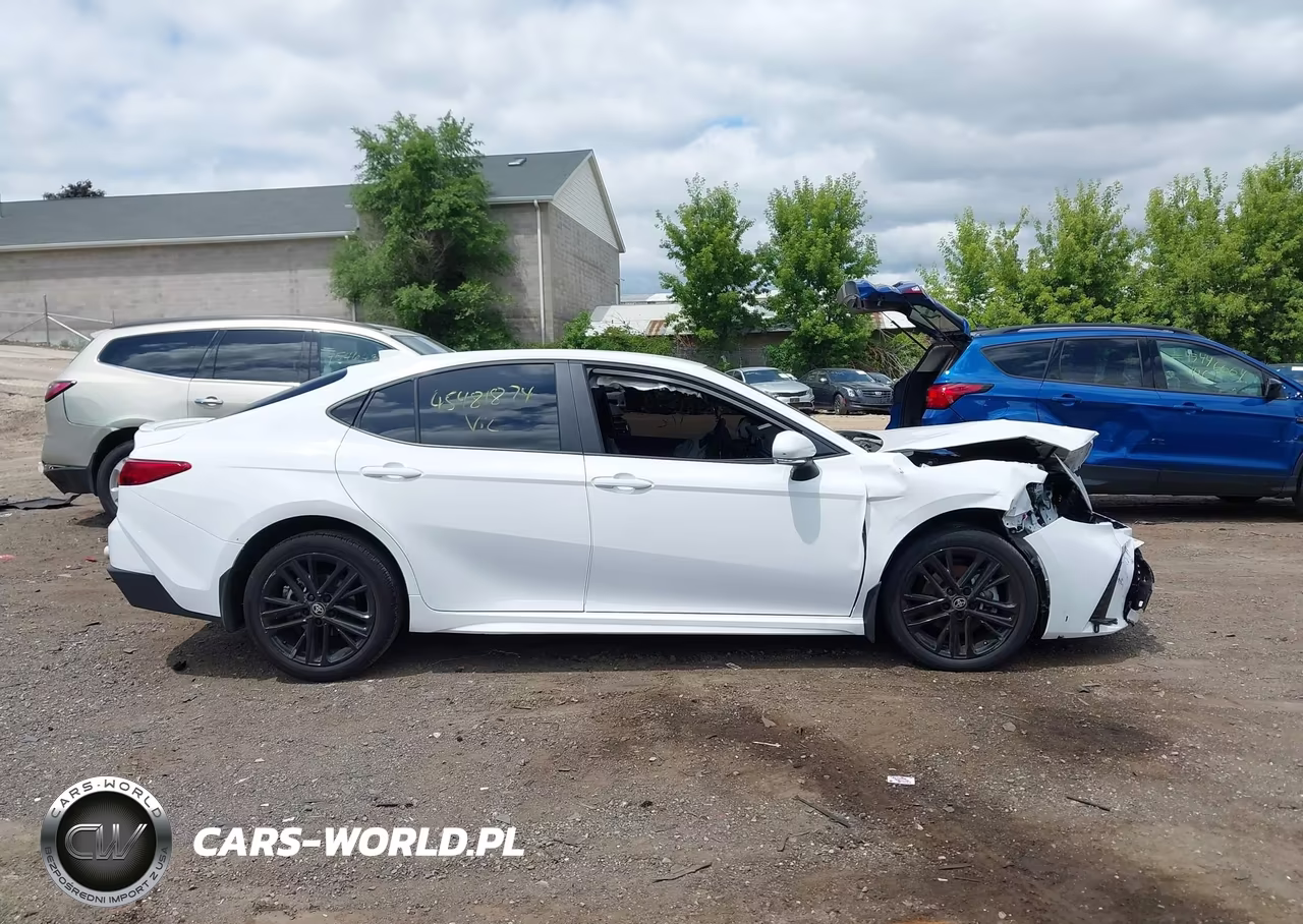 2025 Toyota Camry Se VIN:4T1DBADK2SU539384 - 14
