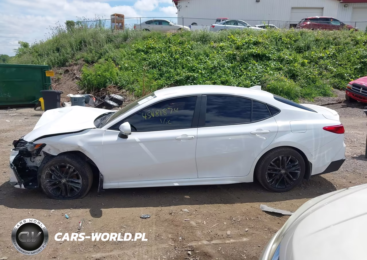 2025 Toyota Camry Se VIN:4T1DBADK2SU539384 - 15