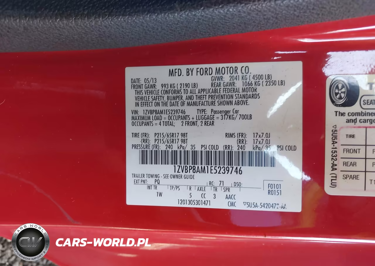2014 Ford Mustang V6-V6 Premium VIN:1ZVBP8AM1E5239746 - 9