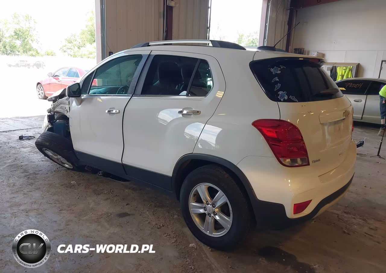2018 Chevrolet Trax Lt VIN:KL7CJLSB8JB705643 - 3