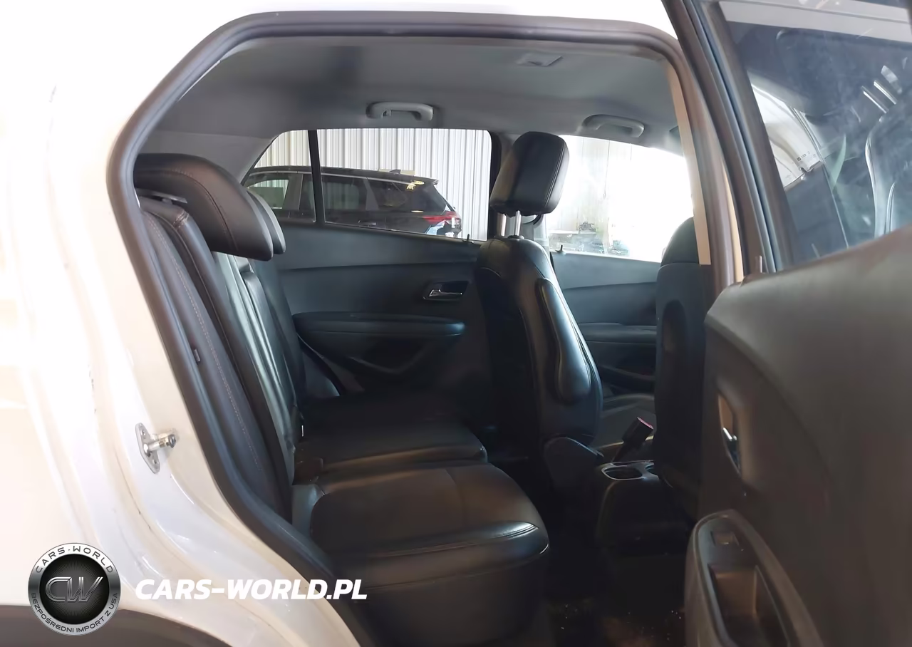 2018 Chevrolet Trax Lt VIN:KL7CJLSB8JB705643 - 8
