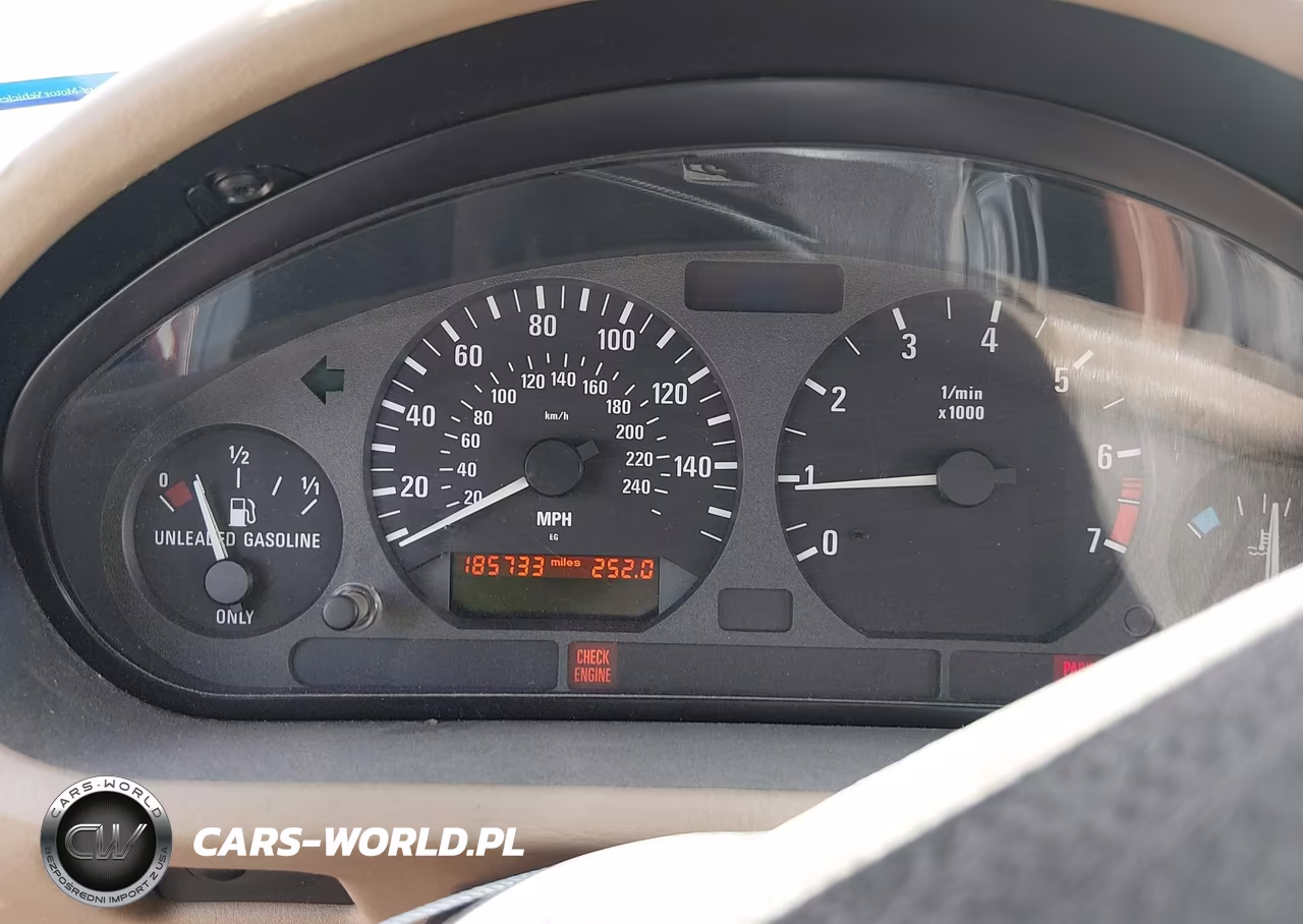 1998 BMW Z3 1.9 VIN:4USCH7338WLE10912 - 7