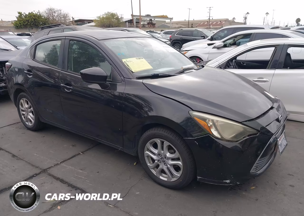 2016 Scion Ia – zdjęcie 1 z 17