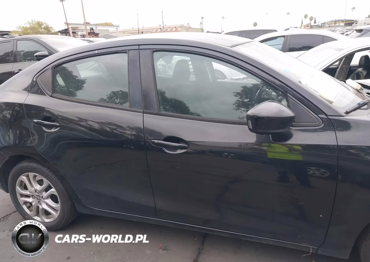 2016 Scion Ia VIN:3MYDLBZV3GY102008 - 14