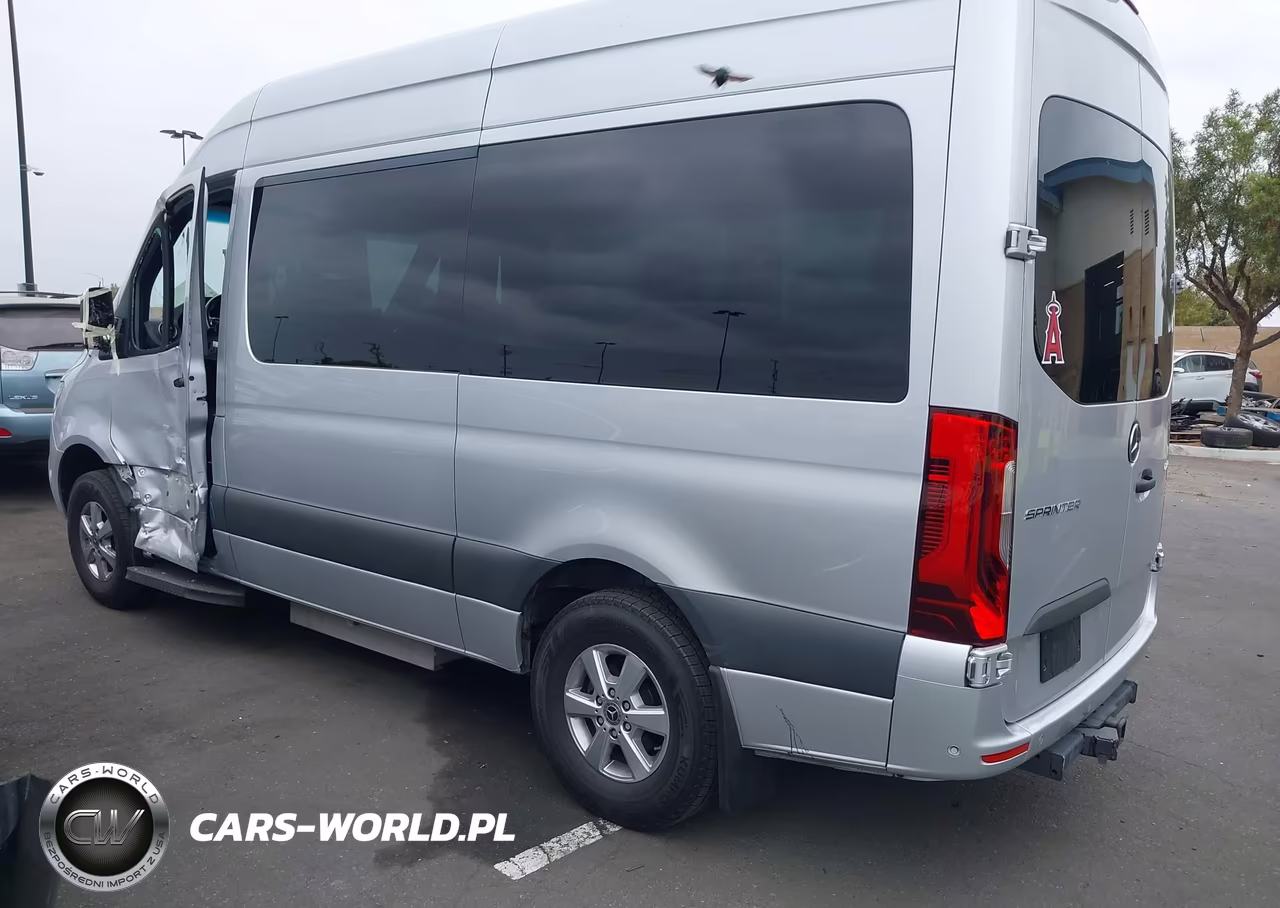 2021 Mercedes-Benz Sprinter 1500 High Roof I4 VIN:W1Z70FGY4MT049386 - 3