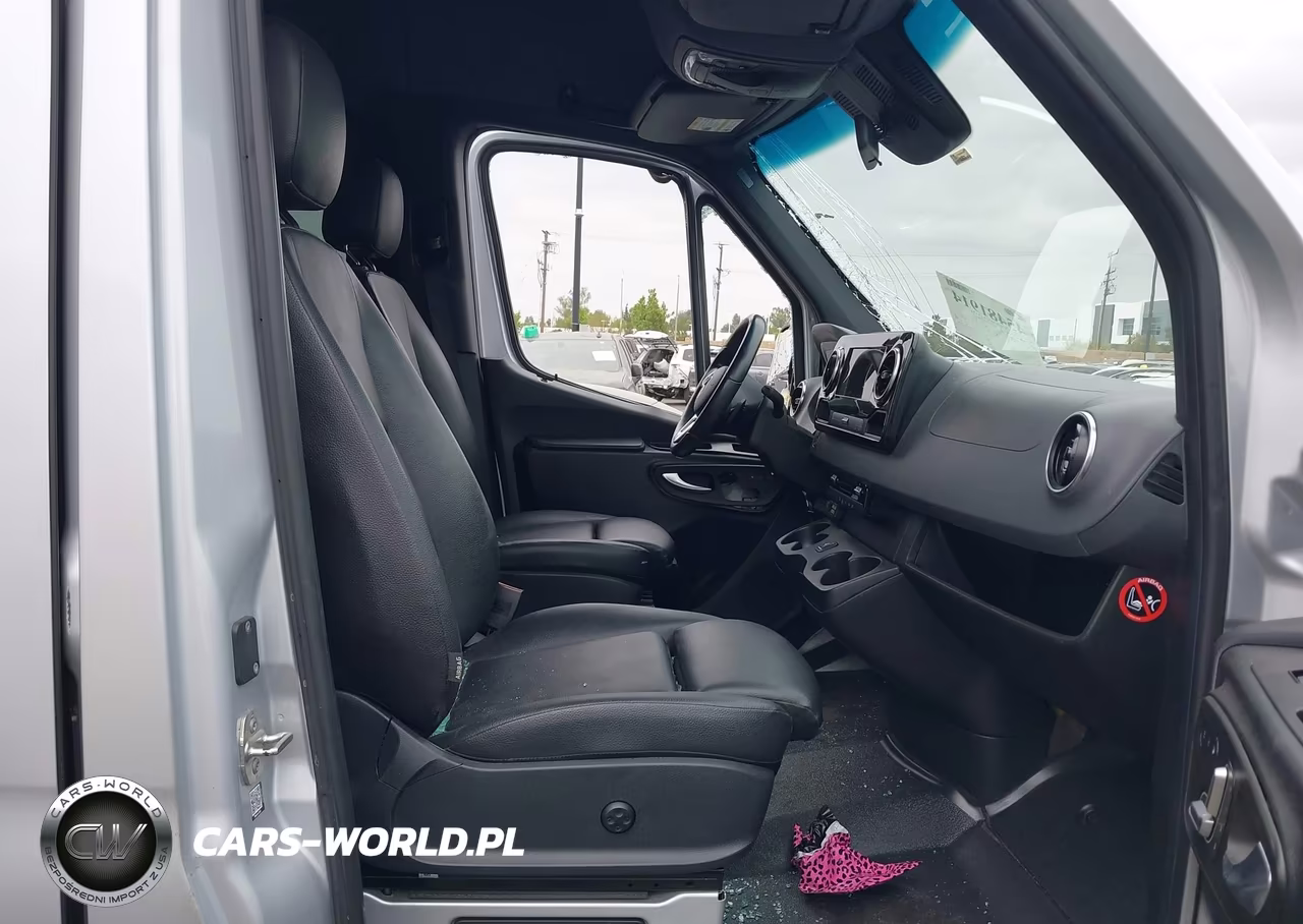 2021 Mercedes-Benz Sprinter 1500 High Roof I4 VIN:W1Z70FGY4MT049386 - 5
