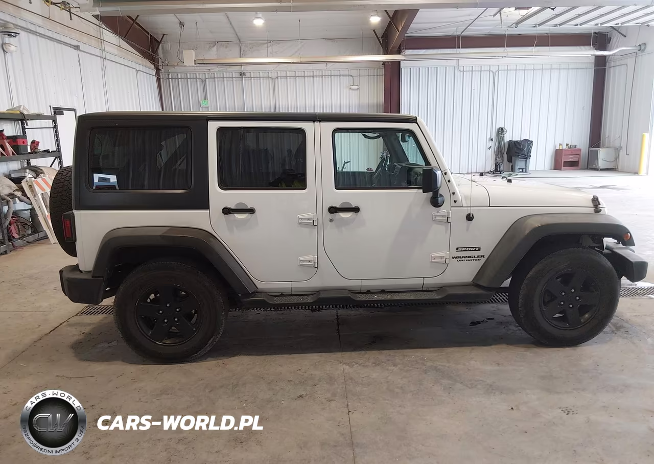 2017 Jeep Wrangler Unlimited Sport 4X4 VIN:1C4HJWDG7HL564099 - 12