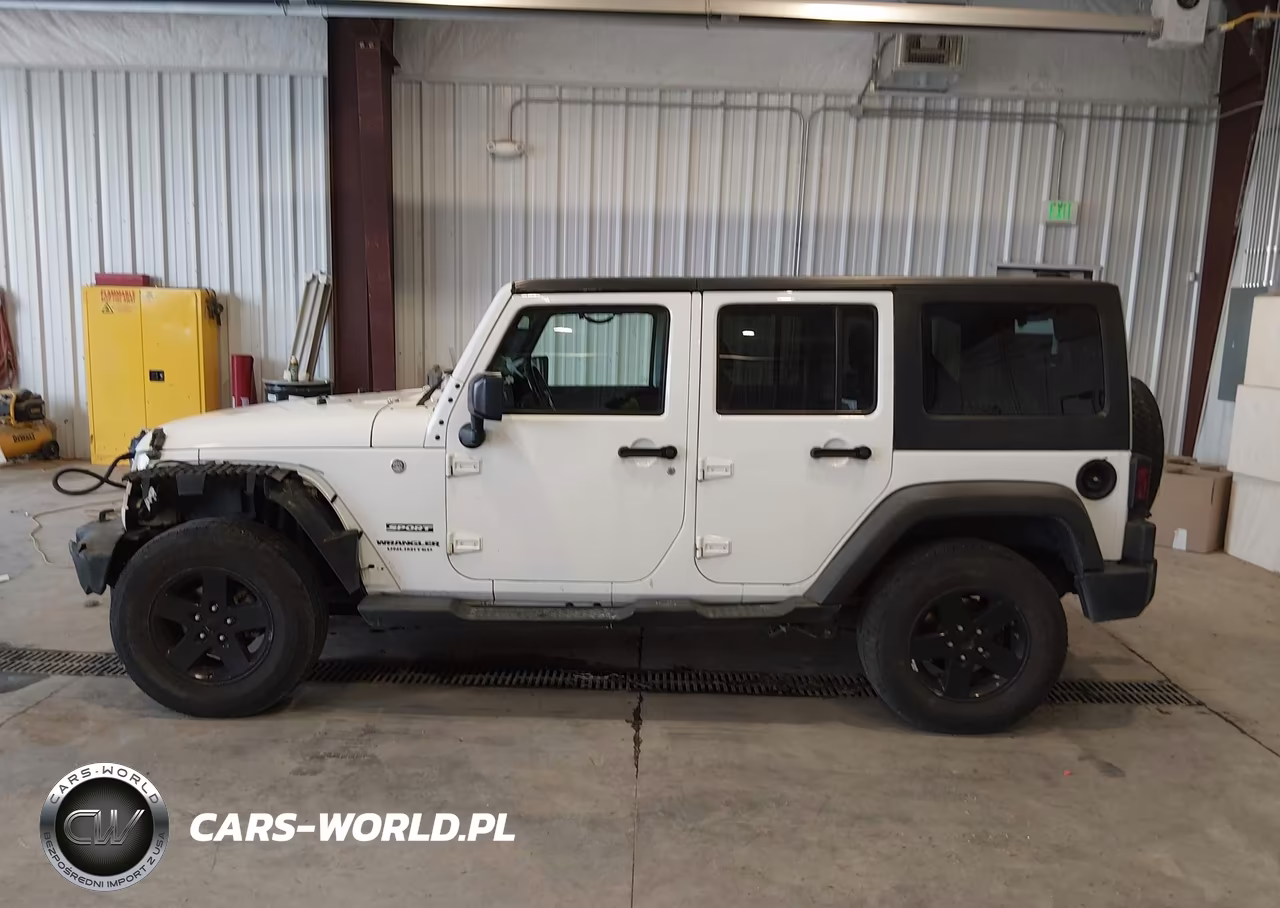 2017 Jeep Wrangler Unlimited Sport 4X4 VIN:1C4HJWDG7HL564099 - 13
