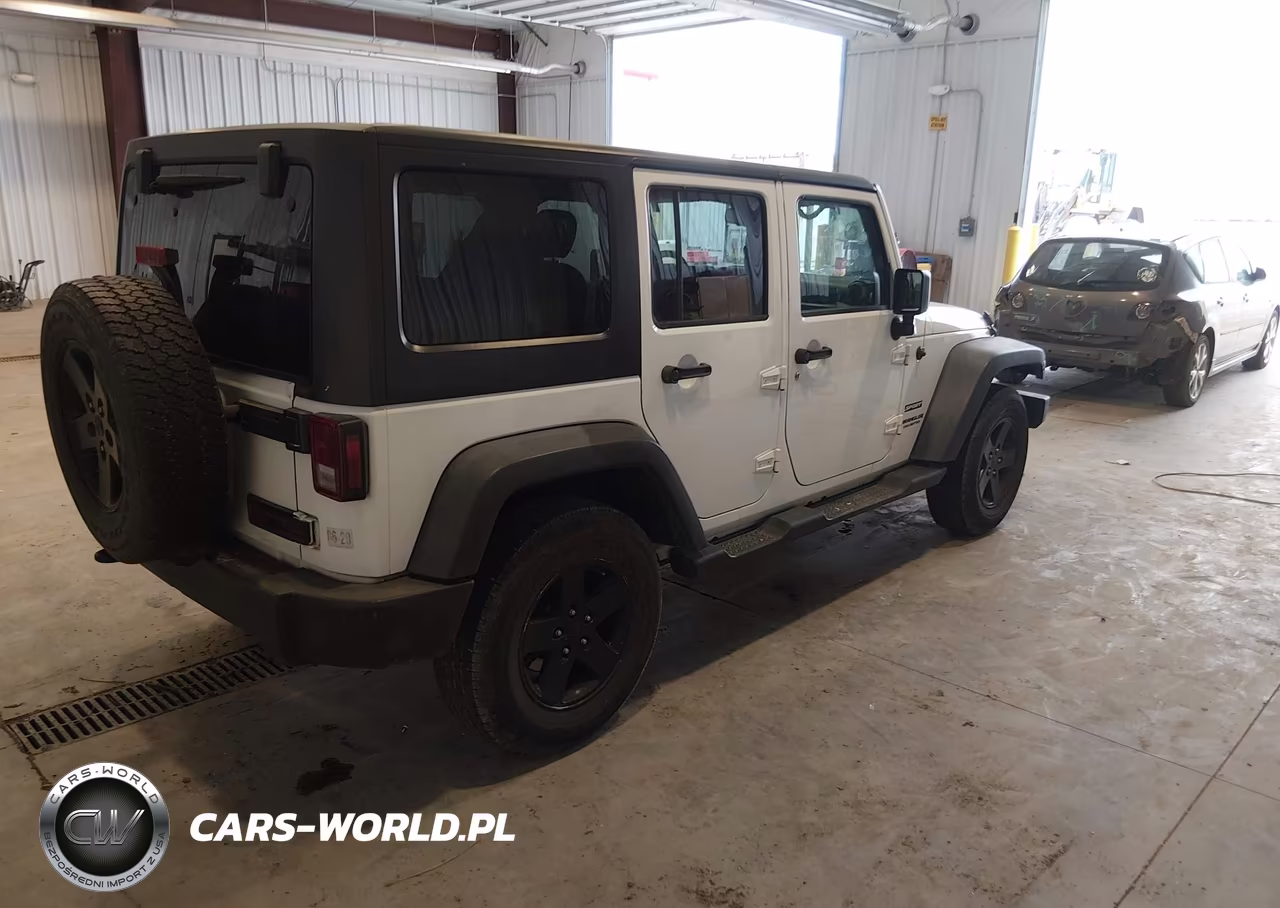 2017 Jeep Wrangler Unlimited Sport 4X4 VIN:1C4HJWDG7HL564099 - 3