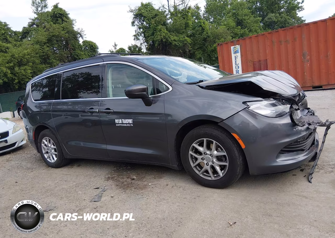 2020 Chrysler Voyager Lxi VIN:2C4RC1DG9LR181976 - 13