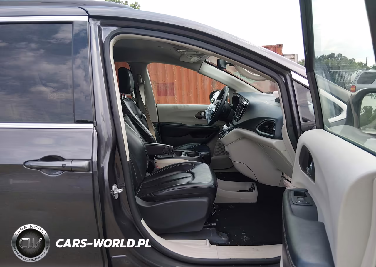 2020 Chrysler Voyager Lxi VIN:2C4RC1DG9LR181976 - 5