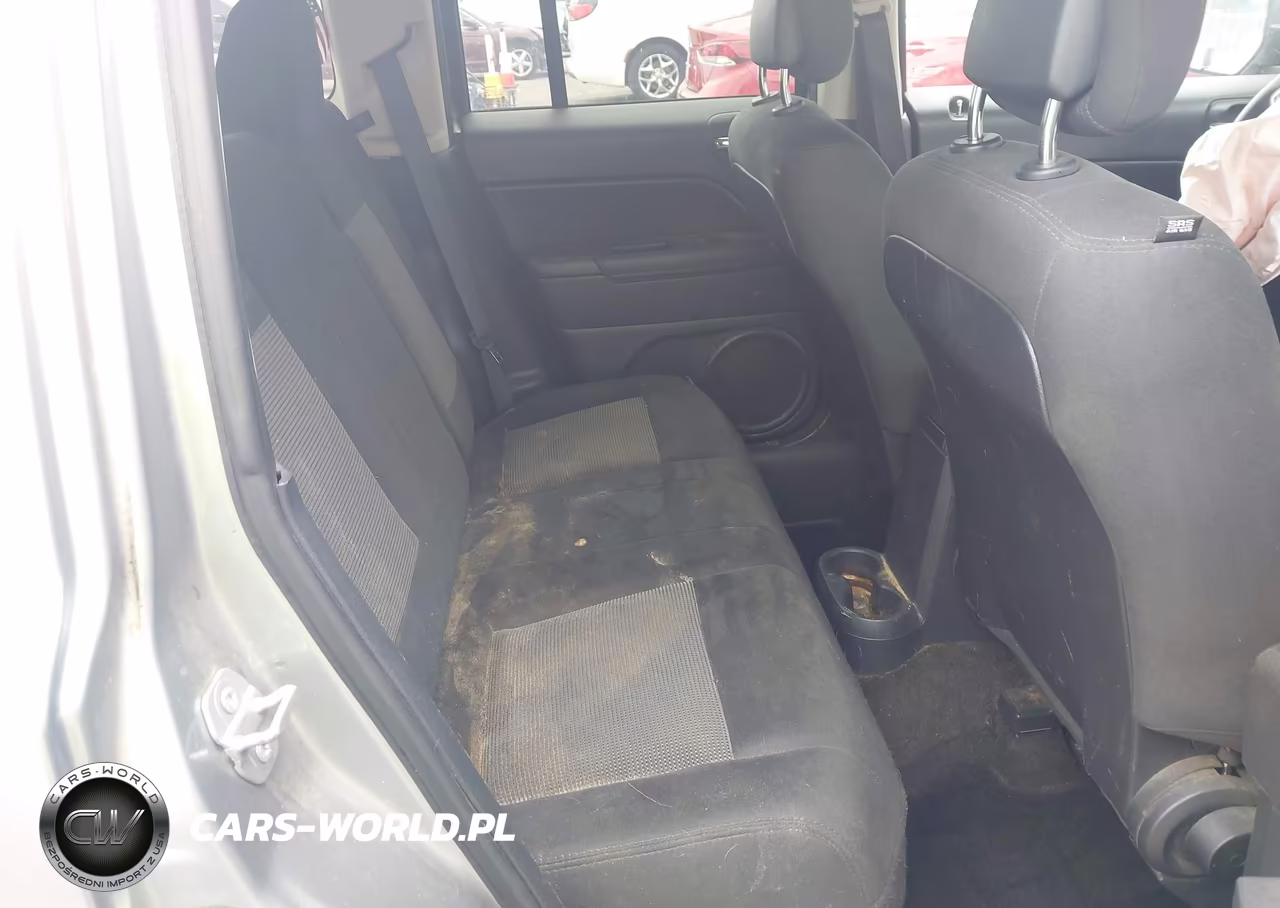 2016 Jeep Patriot Sport VIN:1C4NJPBB0GD507221 - 8