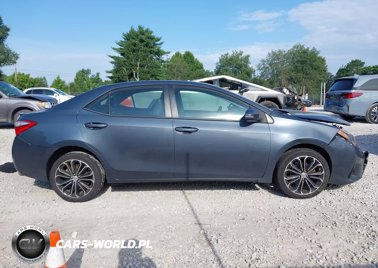 2015 Toyota Corolla S Plus VIN:5YFBURHE7FP257592 - 13