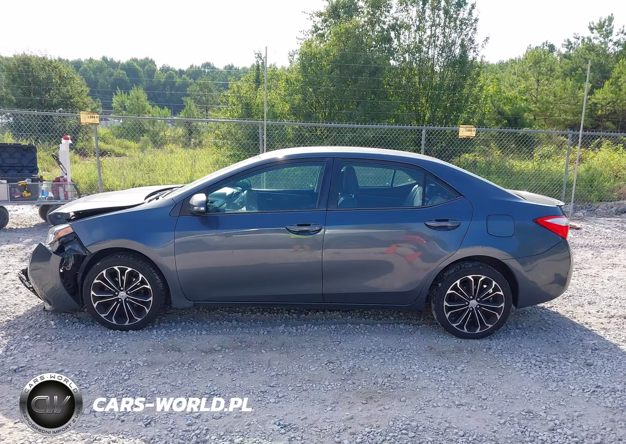 2015 Toyota Corolla S Plus VIN:5YFBURHE7FP257592 - 14