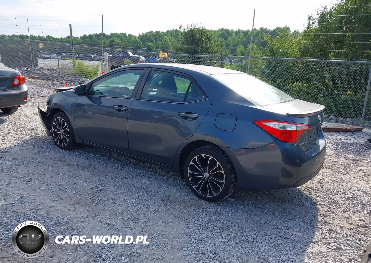 2015 Toyota Corolla S Plus VIN:5YFBURHE7FP257592 - 3