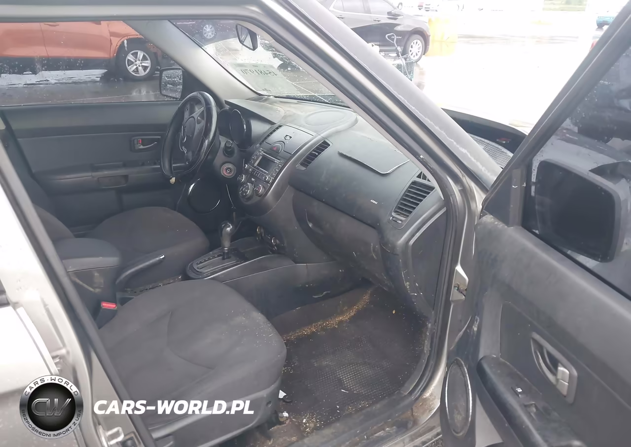 2010 Kia Soul + VIN:KNDJT2A28A7172339 - 5