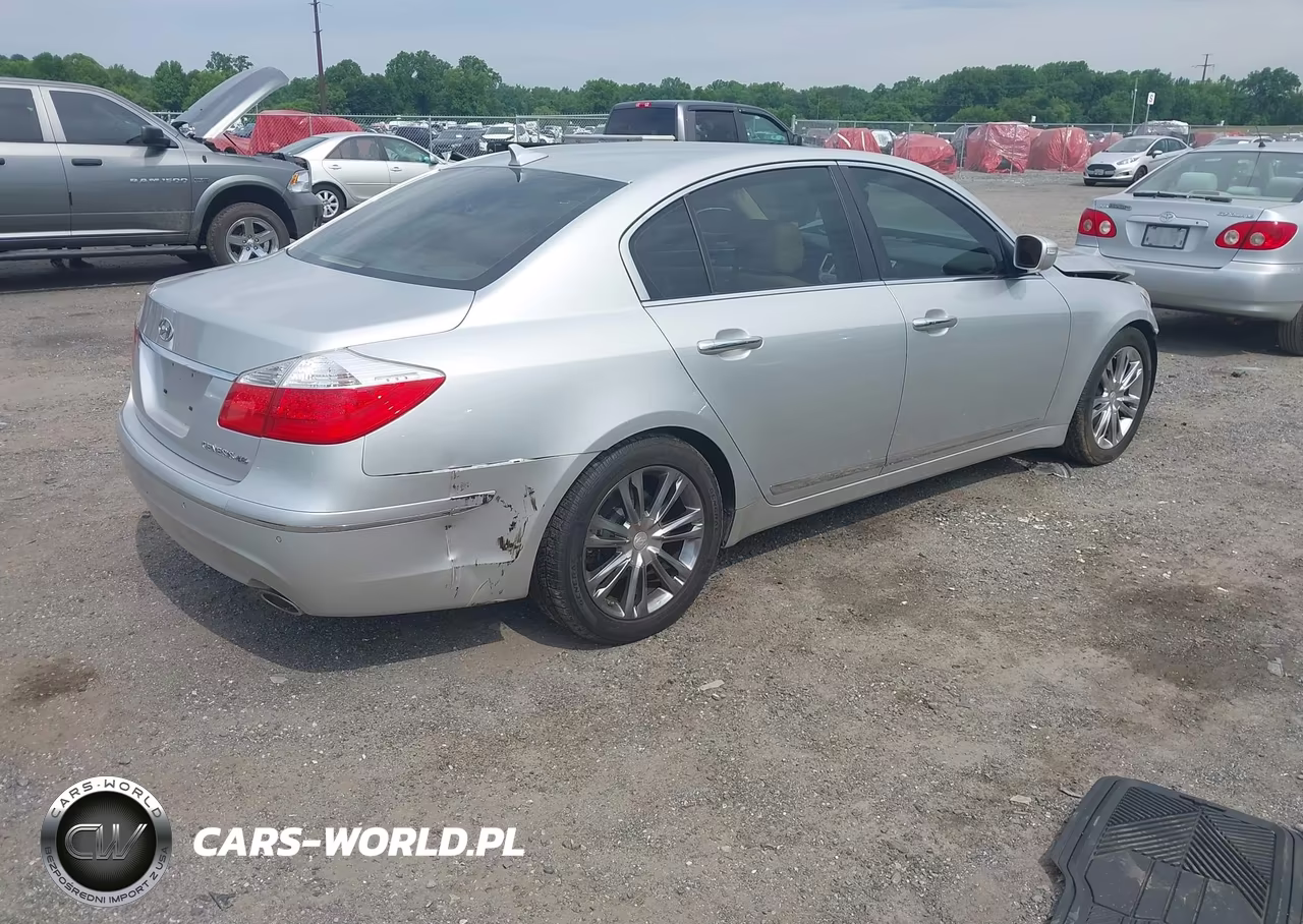 2011 Hyundai Genesis 4.6 VIN:KMHGC4DF1BU114110 - 4