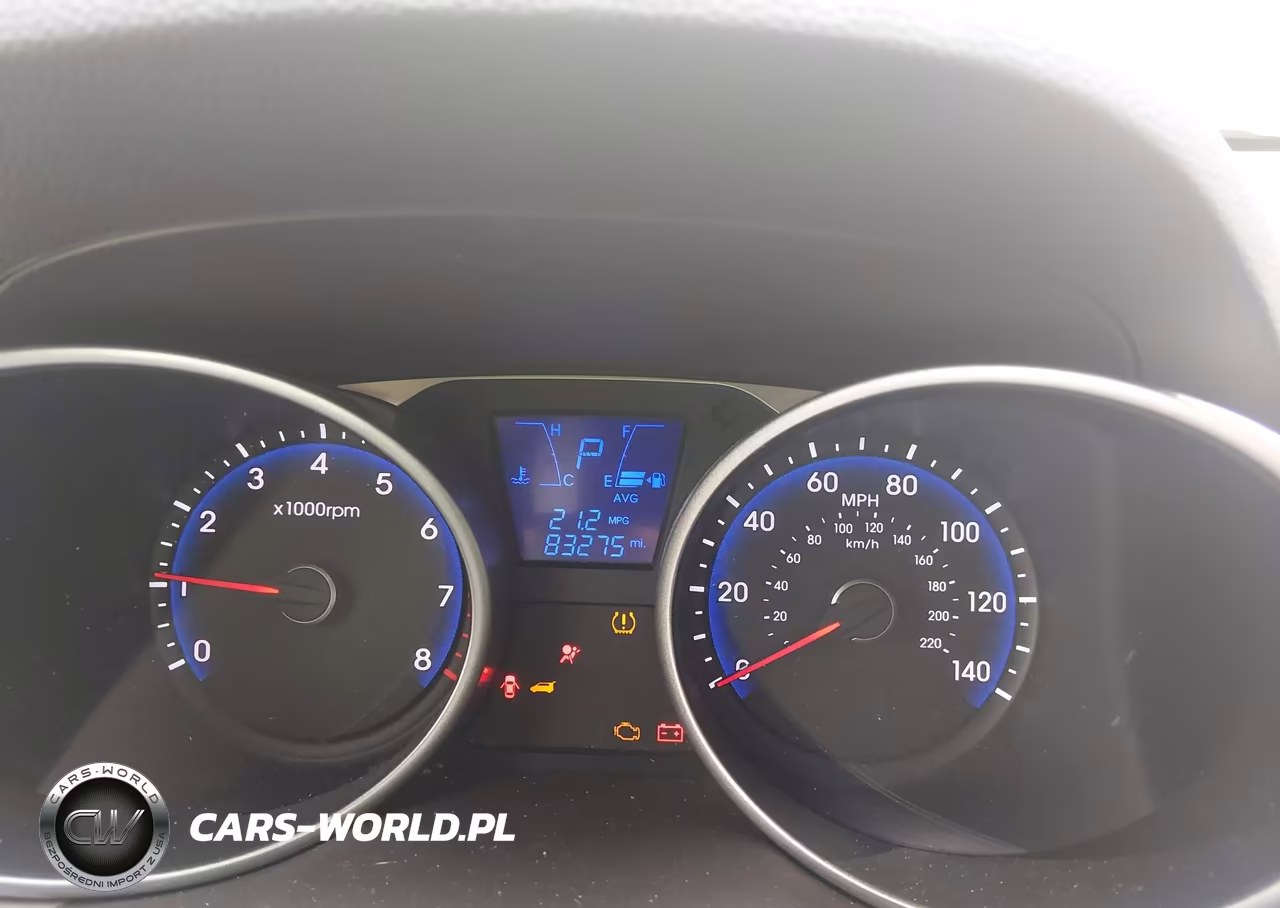 2015 Hyundai Tucson Limited VIN:KM8JUCAG4FU987883 - 7