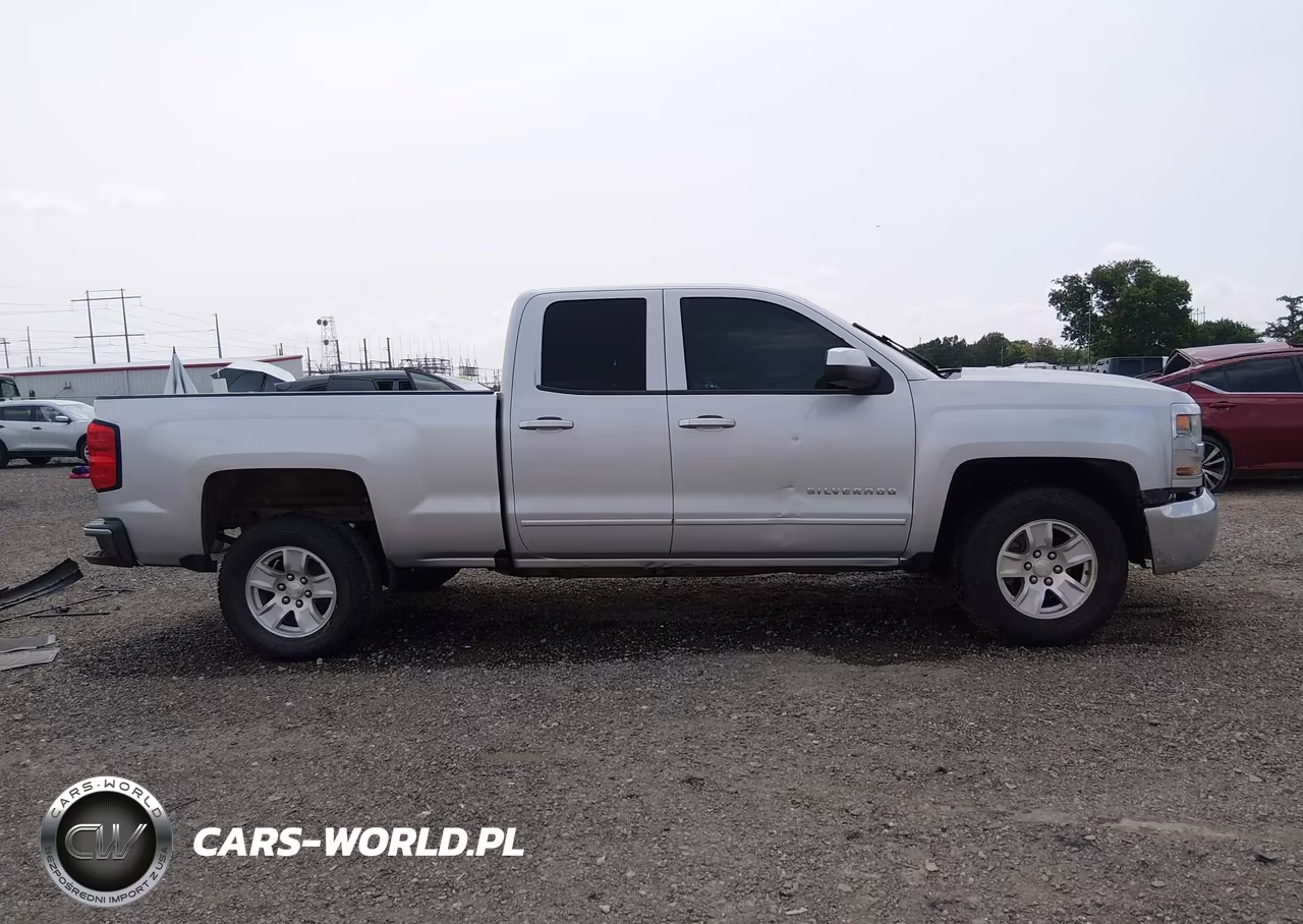 2018 Chevrolet Silverado 1500 1Lt VIN:1GCRCREC0JZ181393 - 14