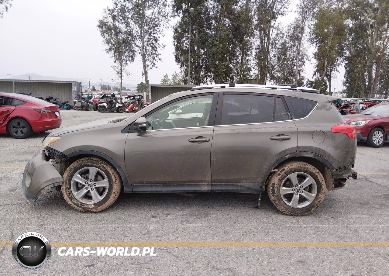 2015 Toyota Rav4 Xle VIN:JTMRFREVXFD134868 - 19