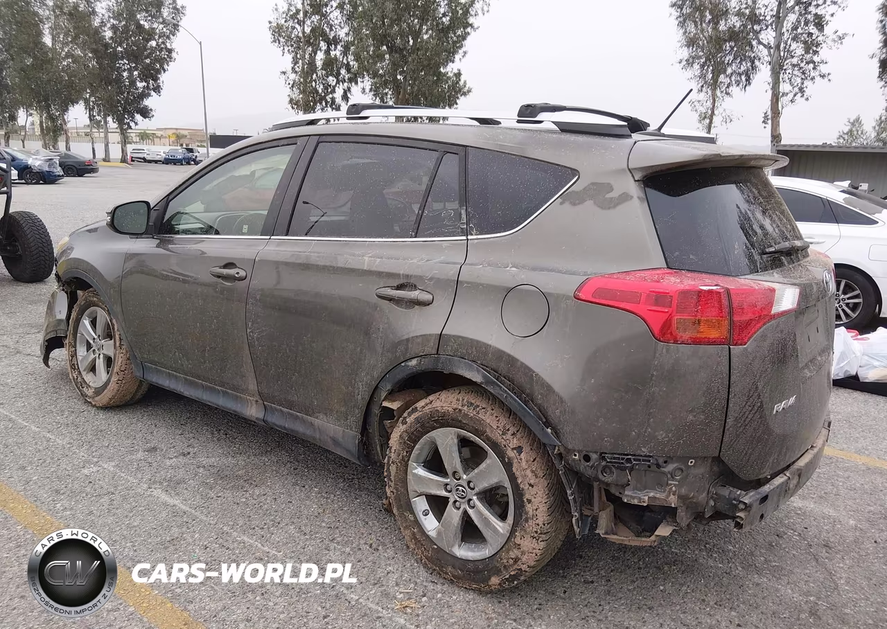 2015 Toyota Rav4 Xle VIN:JTMRFREVXFD134868 - 3