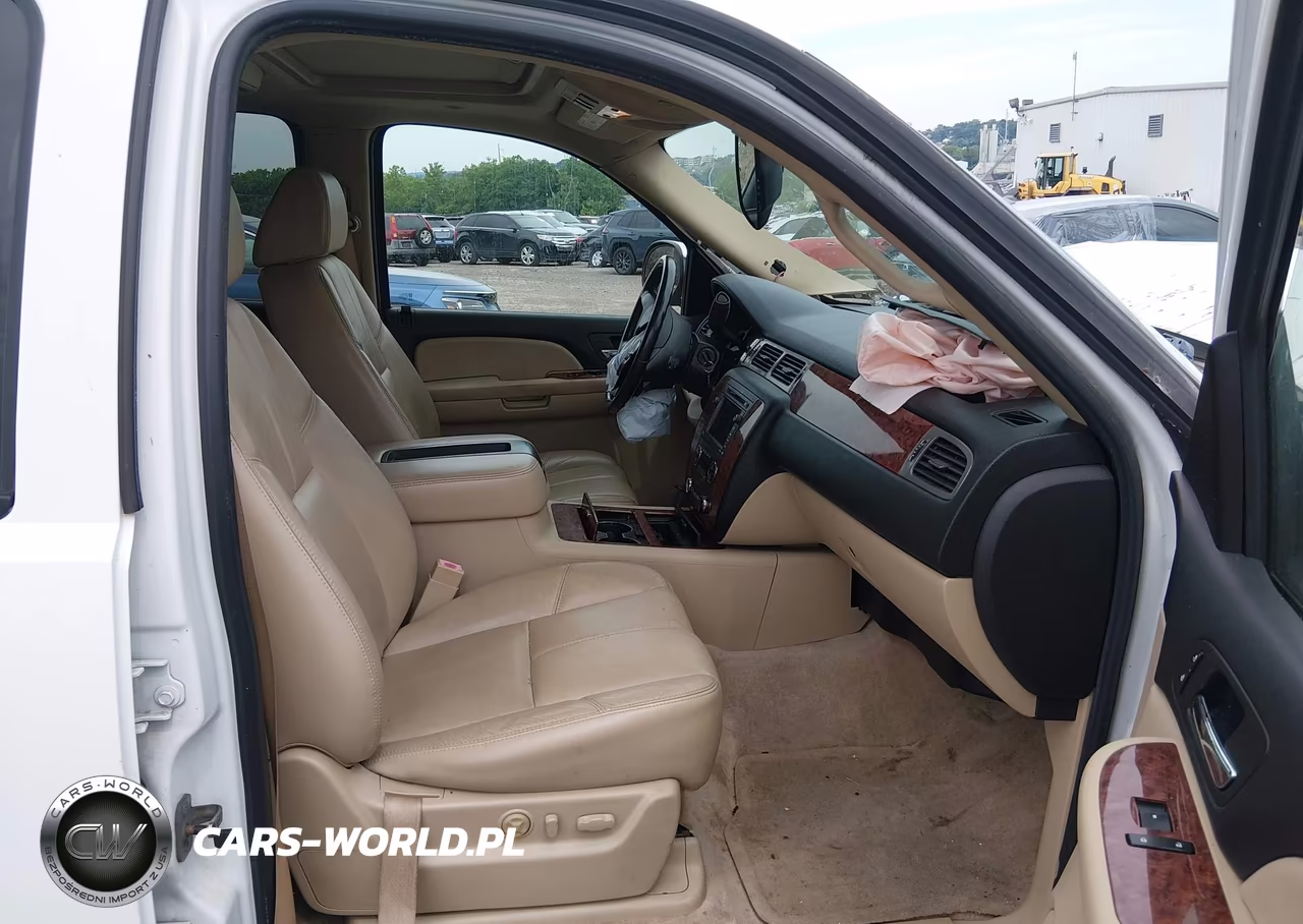 2008 Chevrolet Tahoe Ltz VIN:1GNFK13088R259369 - 5